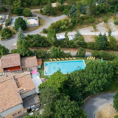 Отель Camping Les Princes D'Orange Orpierre Экстерьер фото