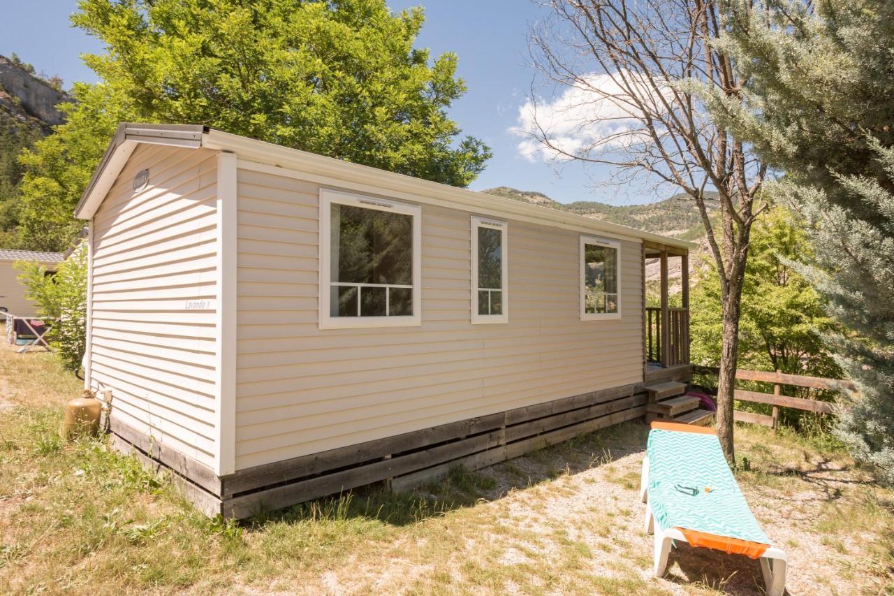 Отель Camping Les Princes D'Orange Orpierre Экстерьер фото