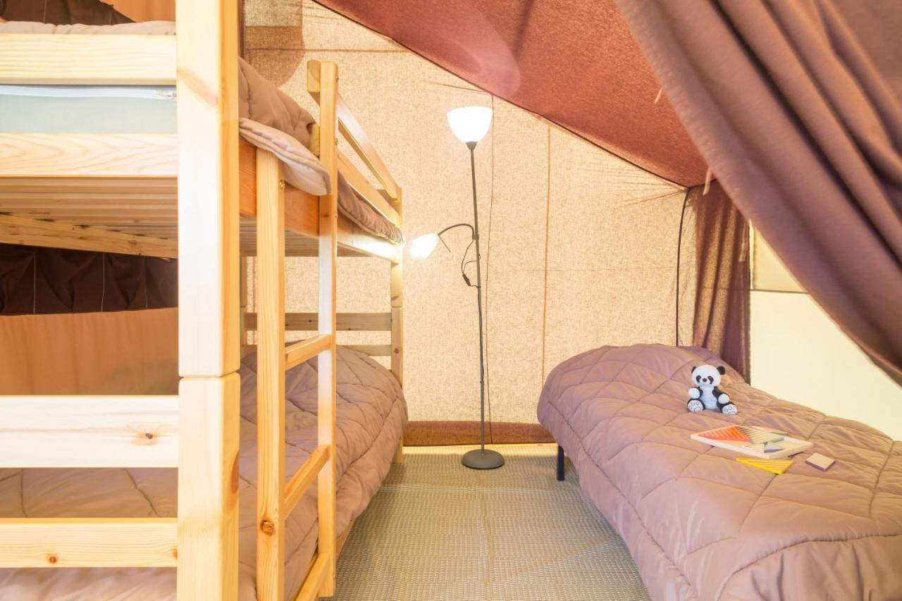 Отель Camping Les Princes D'Orange Orpierre Экстерьер фото