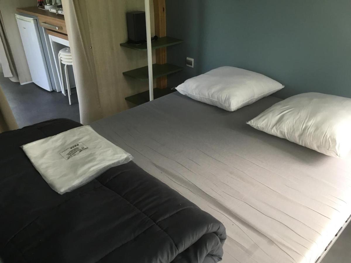 Отель Camping Les Princes D'Orange Orpierre Экстерьер фото