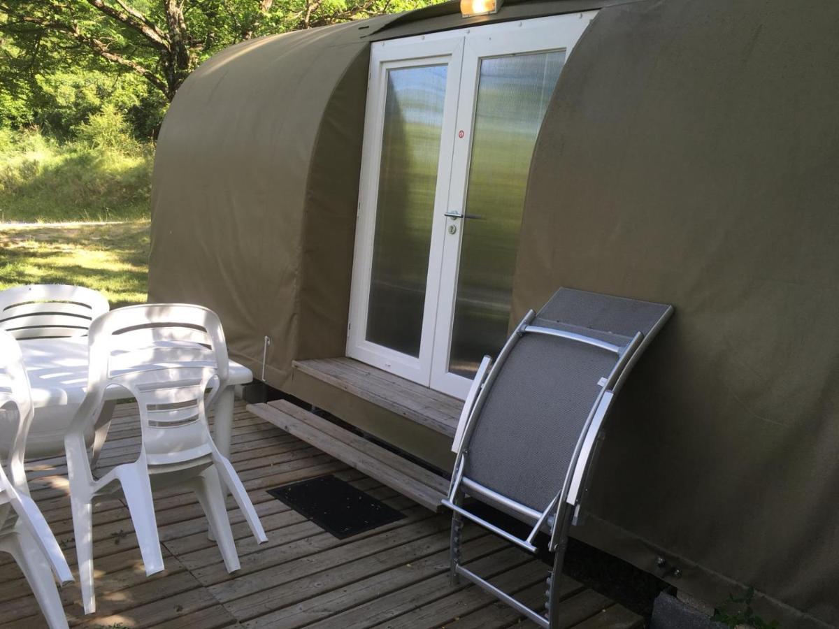 Отель Camping Les Princes D'Orange Orpierre Экстерьер фото